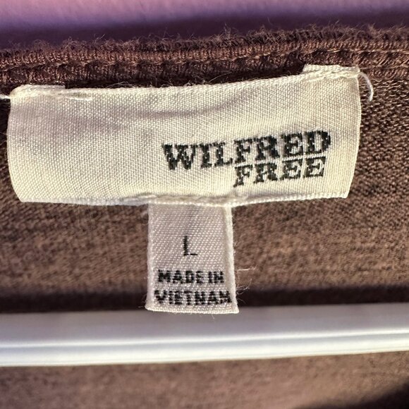 wilfred long brown v neck shirt - Picture 4 of 4